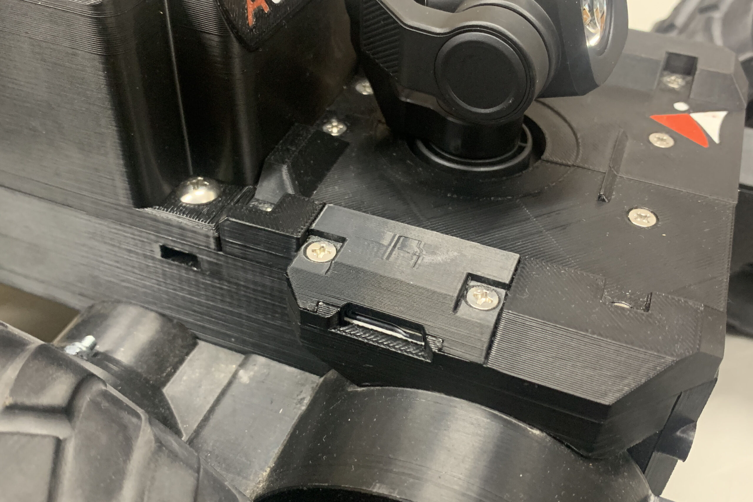 床下点検ロボットARWS-002